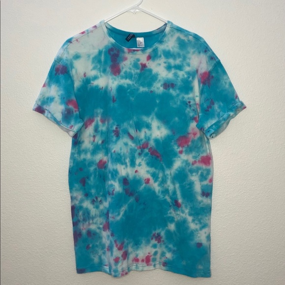 H&M Other - Tie Dye Shirt